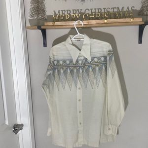 VINTAGE WRANGLER button up. Rare Aztec design.